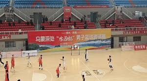 曼联客战伯恩利：谢什科、库尼亚首发，B费、卢克-肖出战